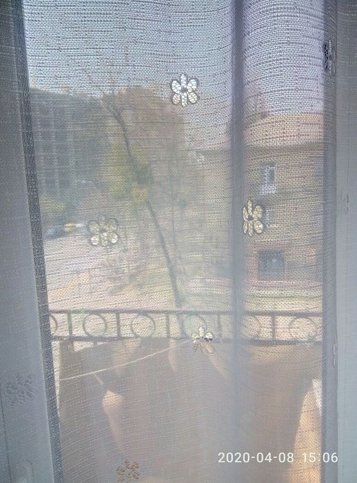 Тюль  та відрізки для декору вікон.