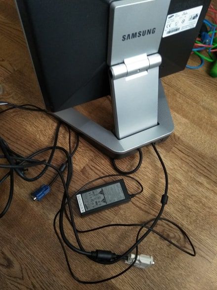 Монитор Samsung Sync Master 720 T S.