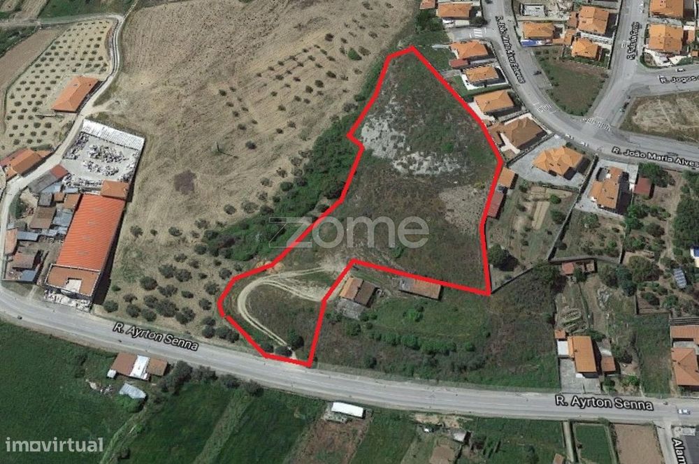 Terreno 12.383m2, Mirandela