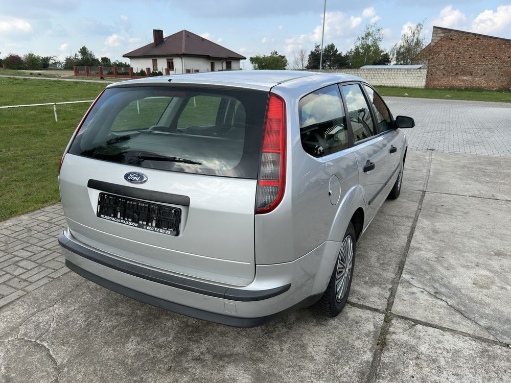 Ford Focus 1,6 bogate wyposazenie