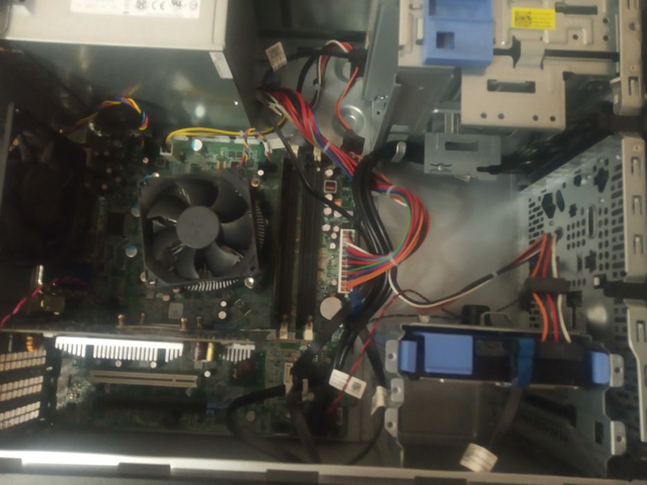 продам бу компьютерные системные блоки в наличии 2 шт