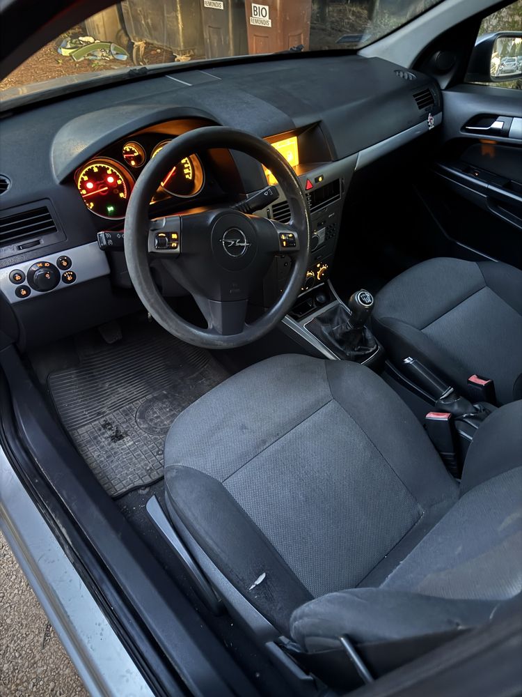 Opel Astra 1.9dci klima