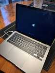 MacBook Air (Retina, 13-calowy, 2020 r.)