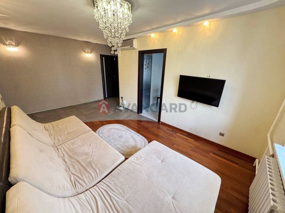 Калиновая 3к.кв.Не угловая.6 этаж.Двухсторонняя 53000$