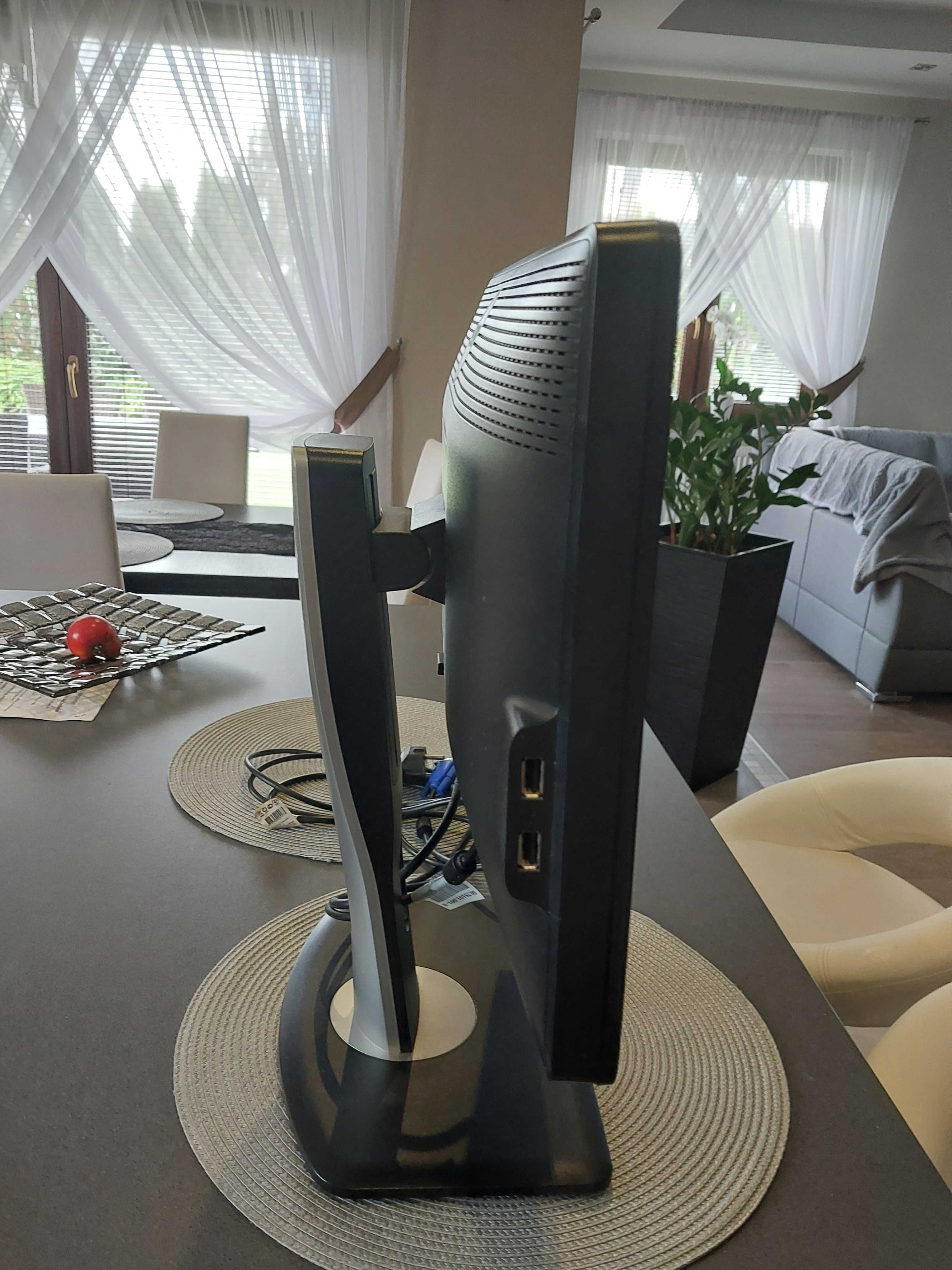 Sprzedam monitor DeLL