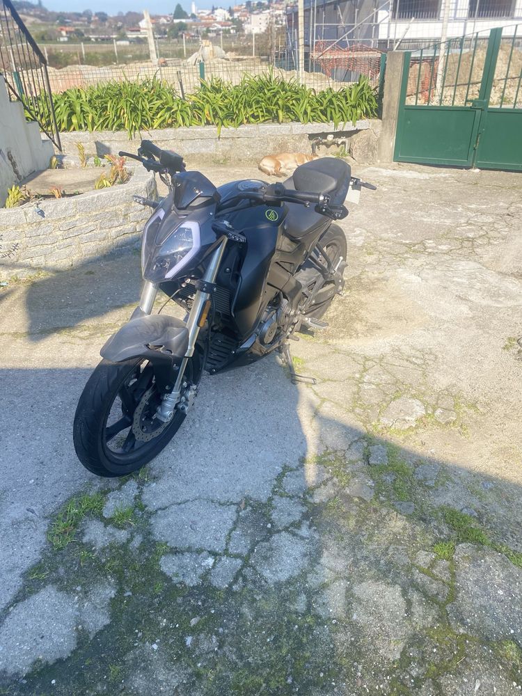 Rkf 125 com quase 3mil kms