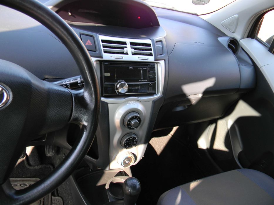 Toyota Yaris 1.3B-Na Oryginale