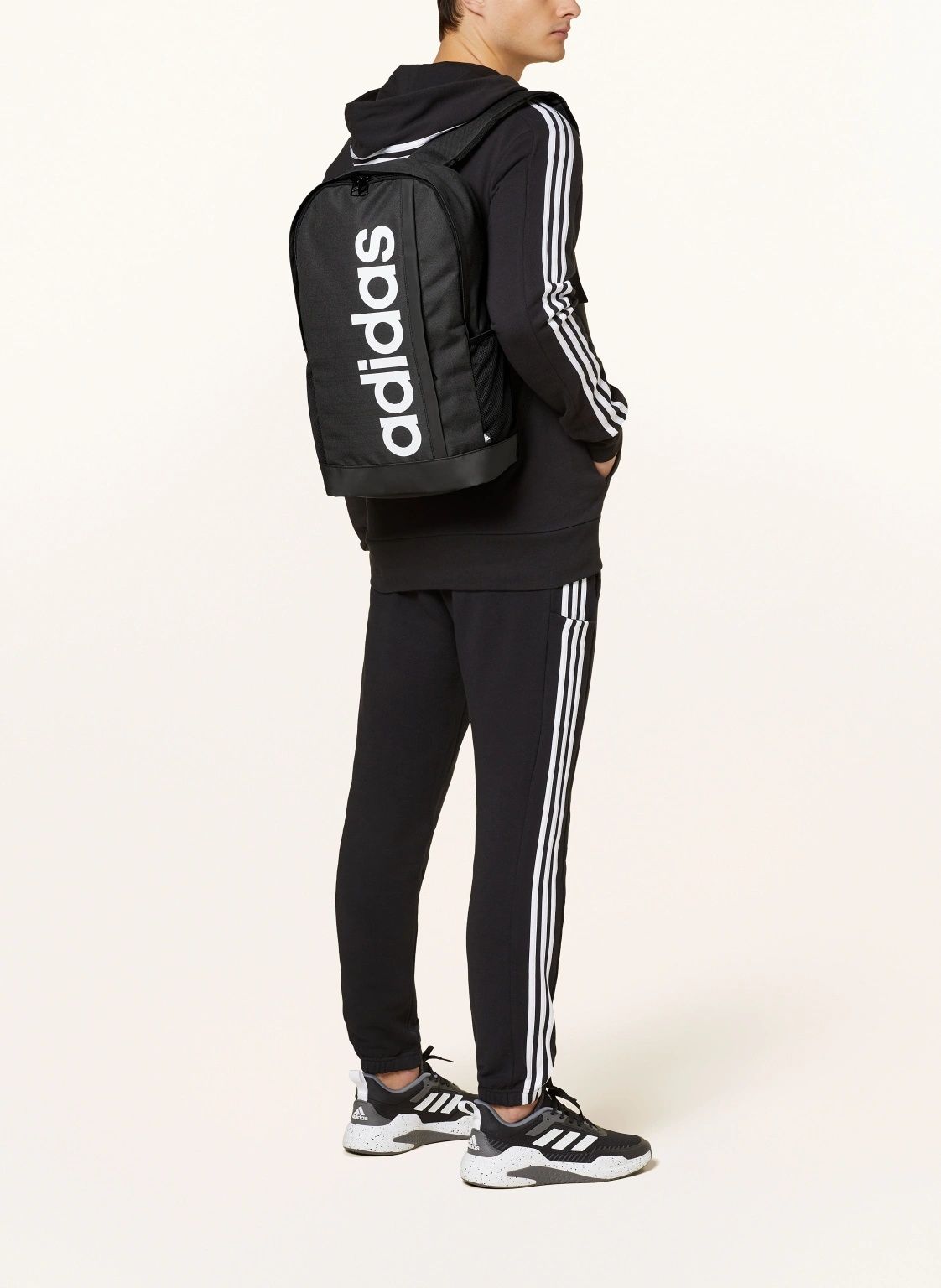 Plecak Adidas Essentials Linear Backpack HT4746 /Czarny /z metkami