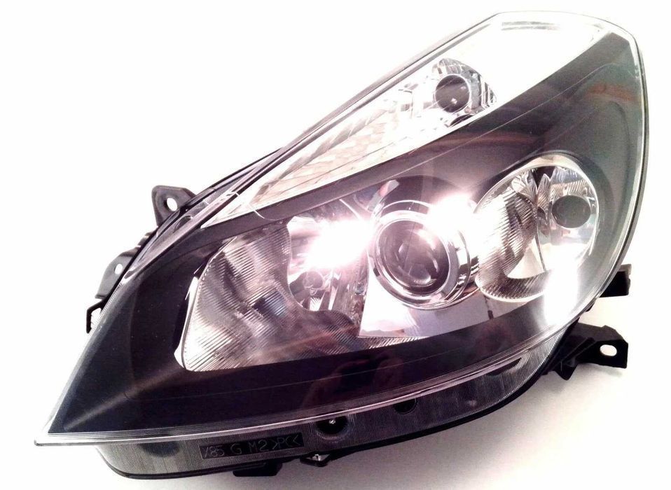 Renault Clio Iii 05-08 Reflektor Przedni Lampa Przednia NOWA