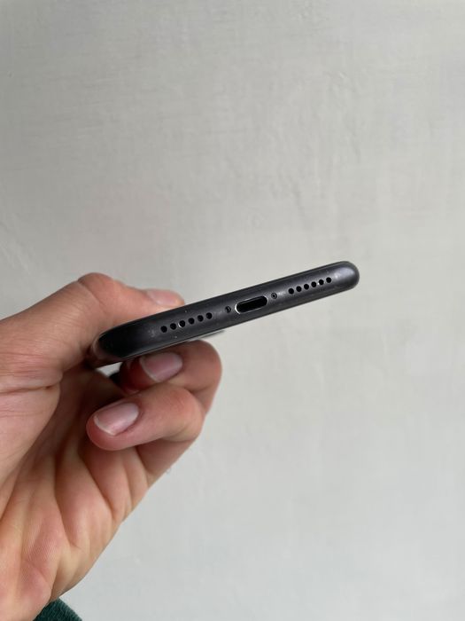 Apple iPhone 11 128gb Black Neverlock