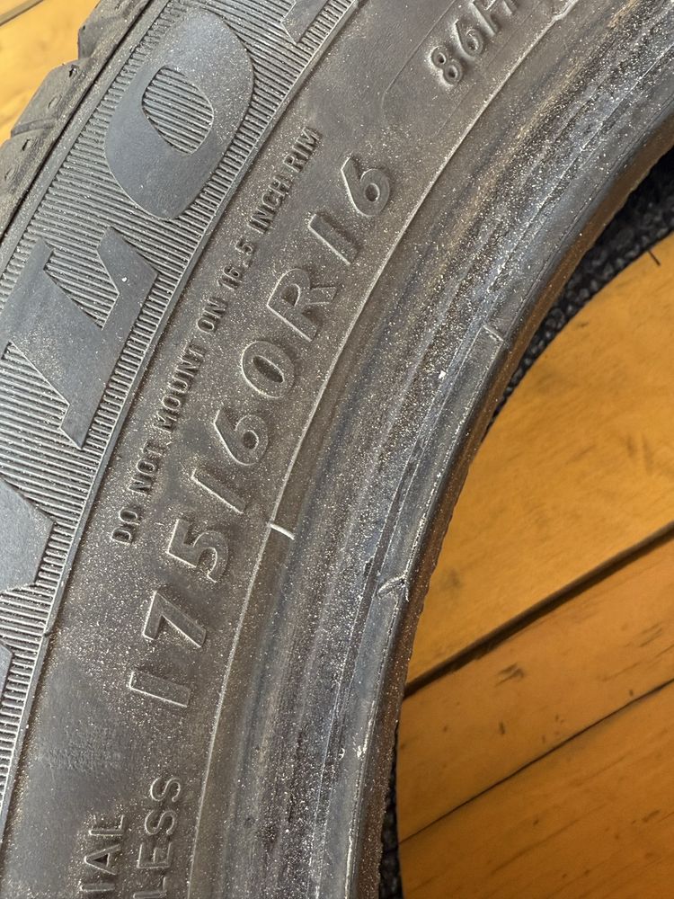 Opony 175/60/16 dunlop