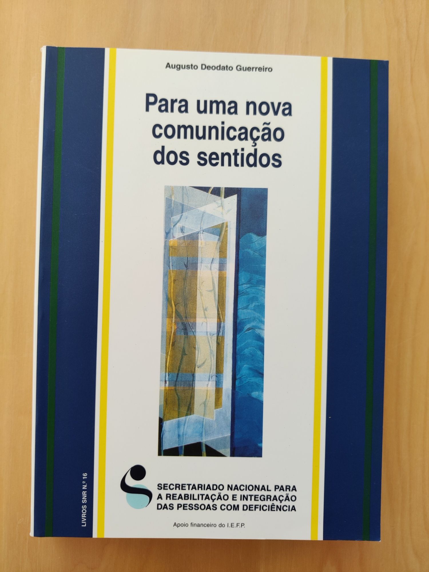 Vários livros pedagógicos