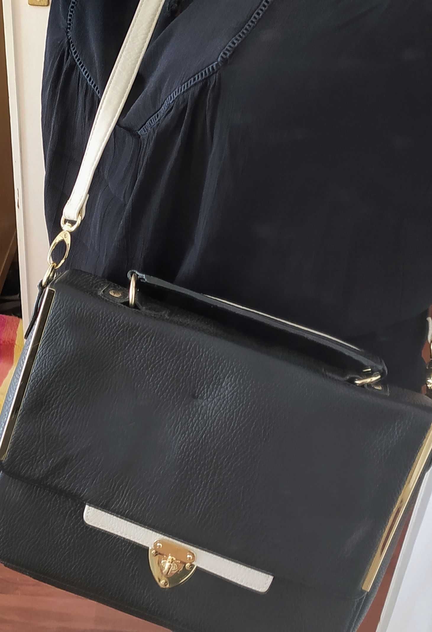 Mala nova com estilo entre executiva,  Navy
