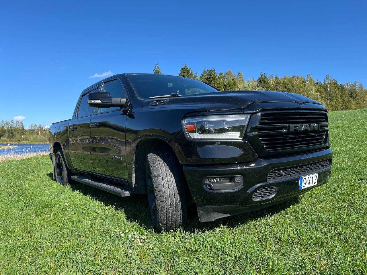 RAM 1500 crew cab 2019