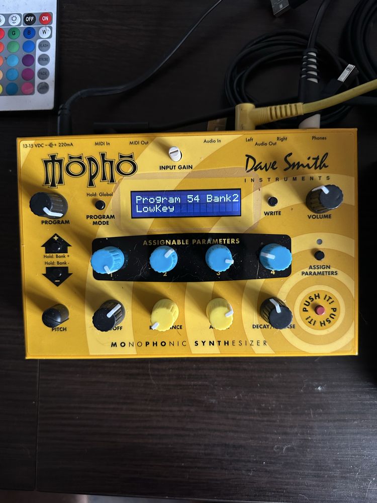 Dave Smith Mopho