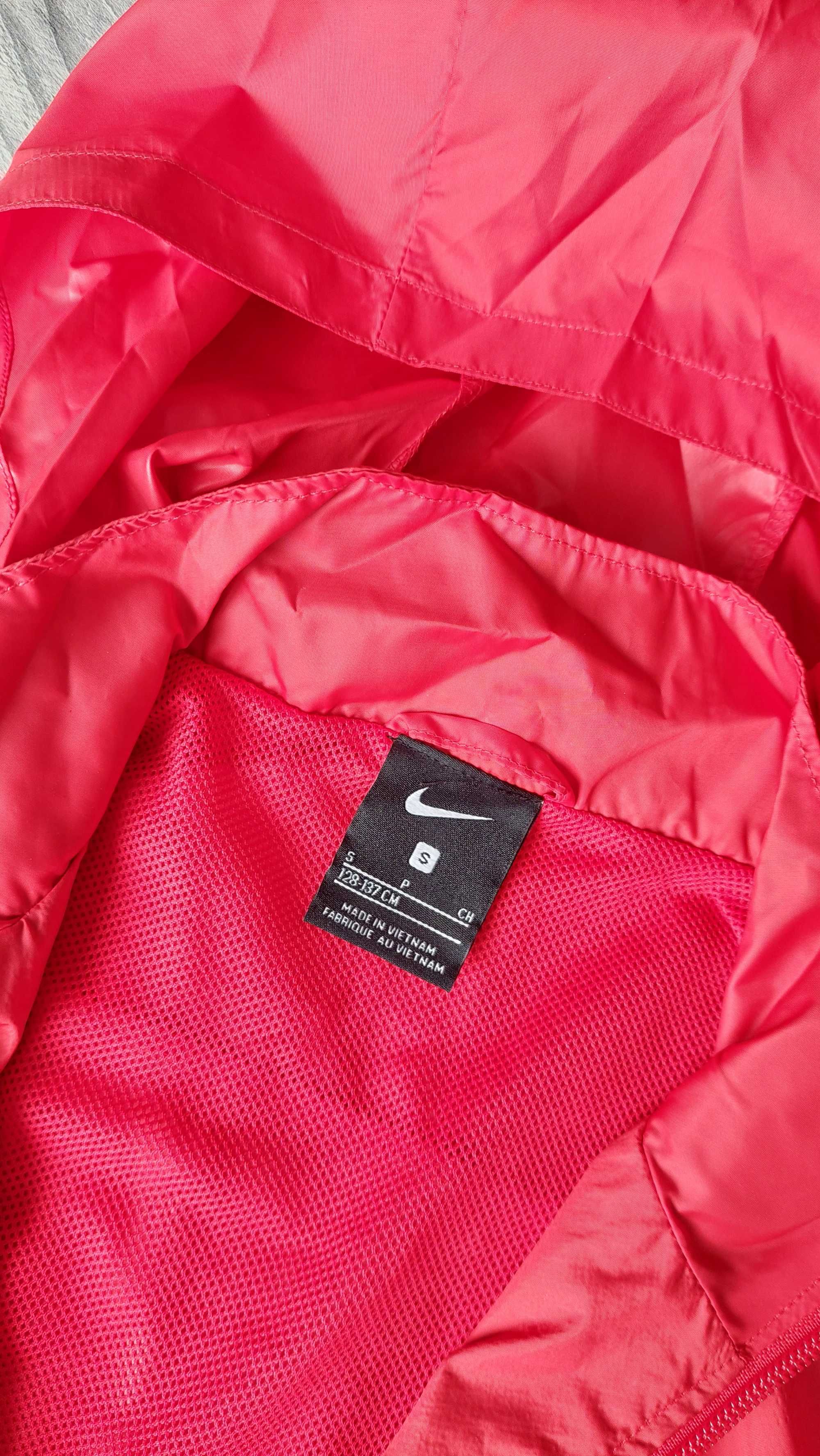 Strój piłkarski Nike AMO kurtka, bluza i spodenki r. S (128-137cm)