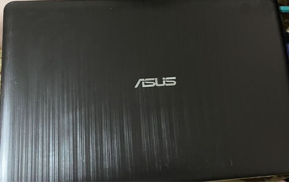 Ноутбук Asus VivoBook Max