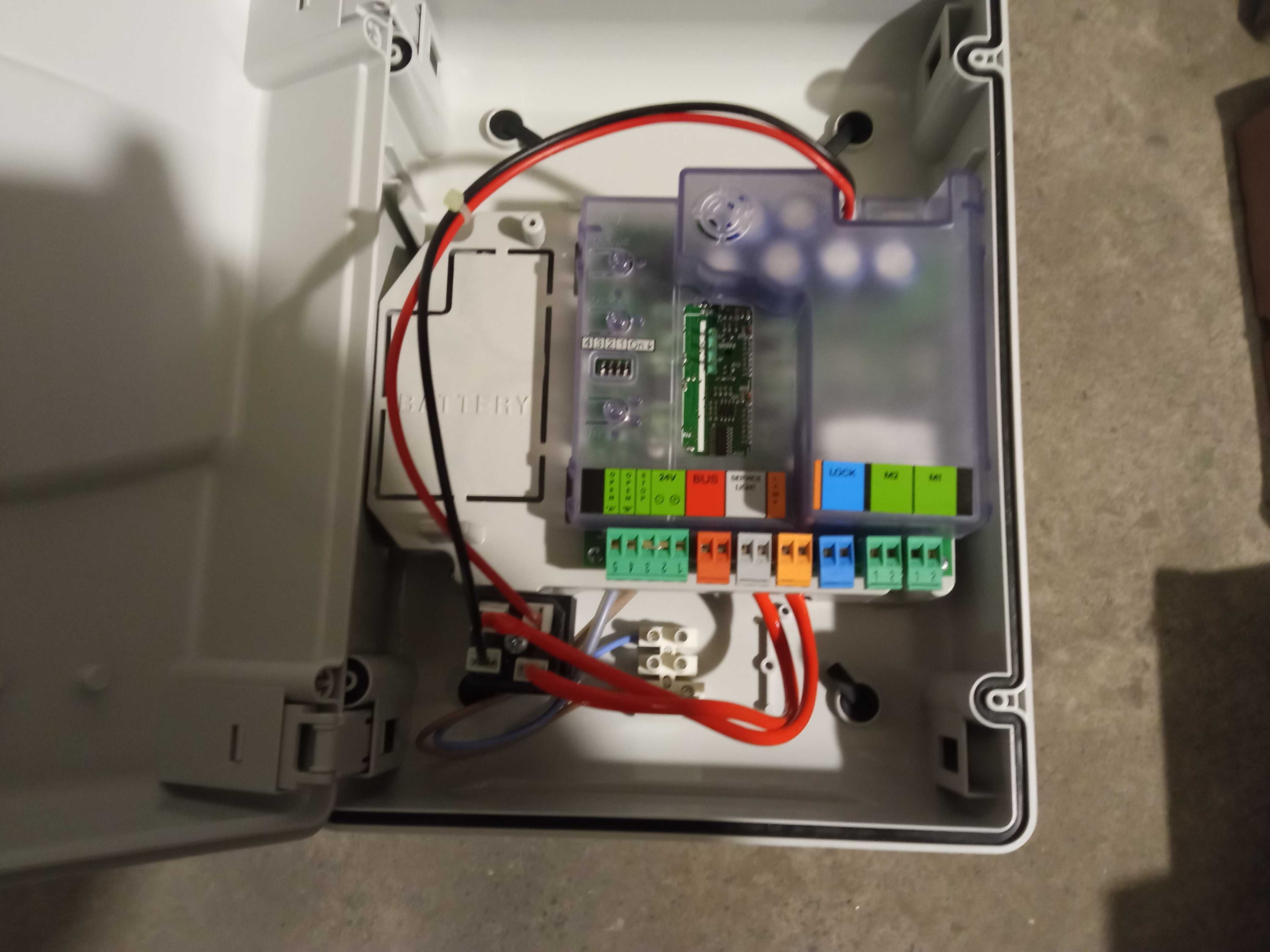 Centrala sterująca GENIUS BRAIN 14/12 V