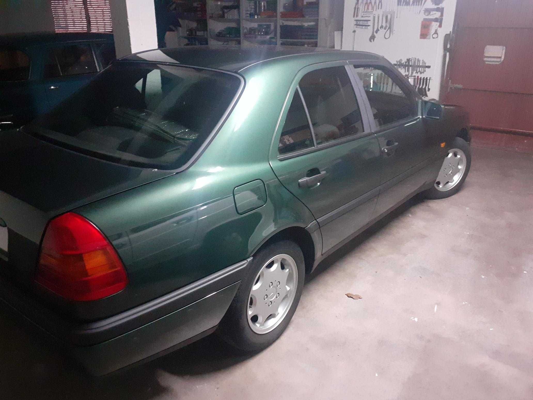 Mercedes Benz C180 – W202 – Nacional - 1ª Série