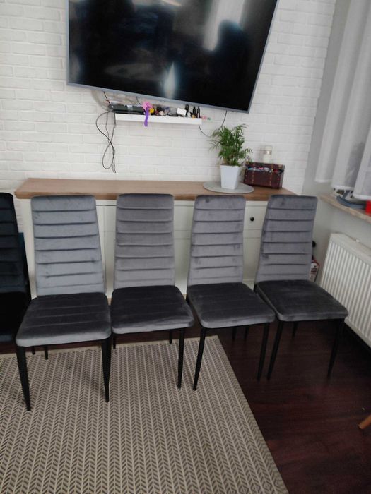 Piękne i eleganckie krzesła VELVET w super cenie SUPER JAKOŚĆ