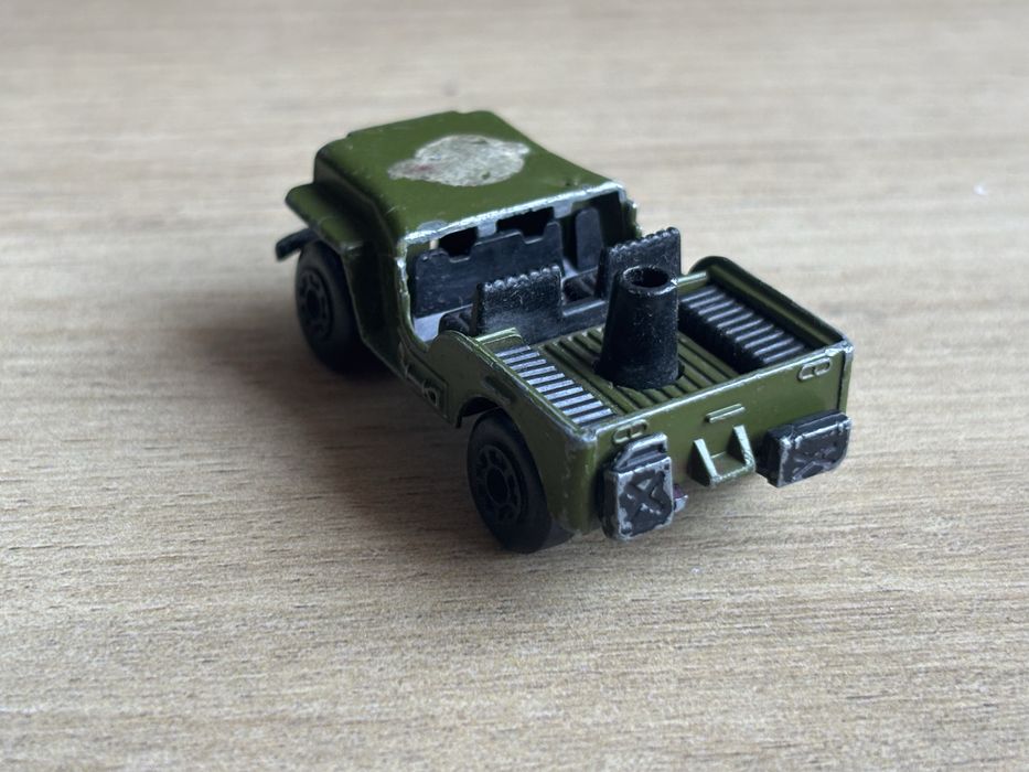 Jeep Willys Matcbox 1976 Lesney model samochodu Supefast wojsko