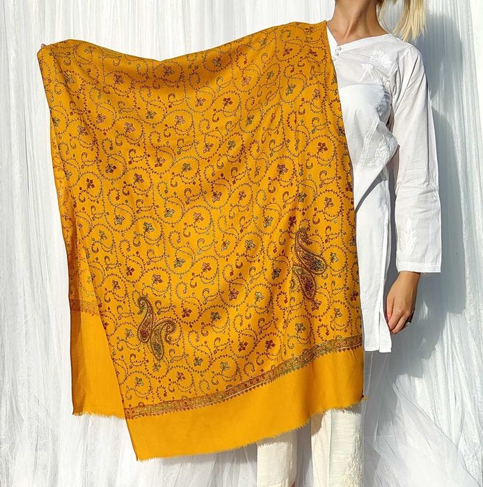 Szal orientalny żółty indyjski haft paisley kwiaty szalik pashmina
