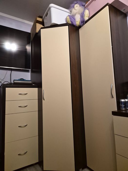 Meble do pokoju w bardzo dobrym stanie