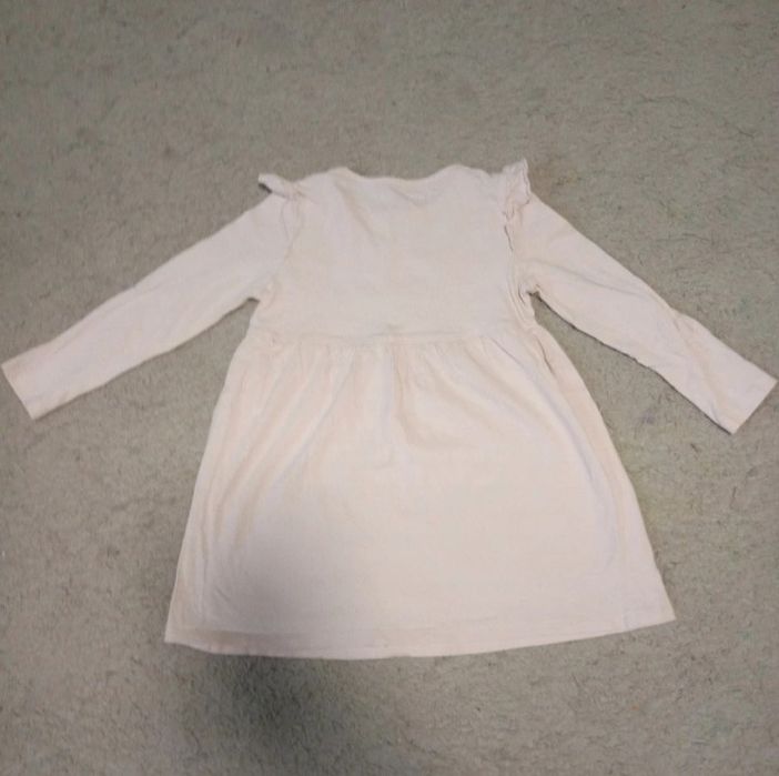 Sukienka z obrazkiem