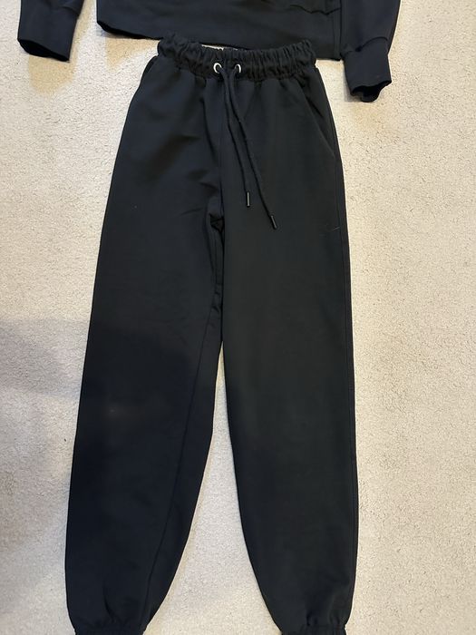 Спортивний костюм базовий чорний з худі