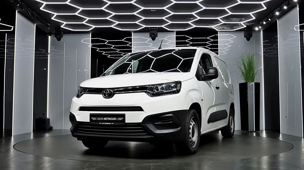 Toyota Proace City SALON POLSKA/ FV23%/ Gwarancja Serwisowa/ 2,3t Active Furgon