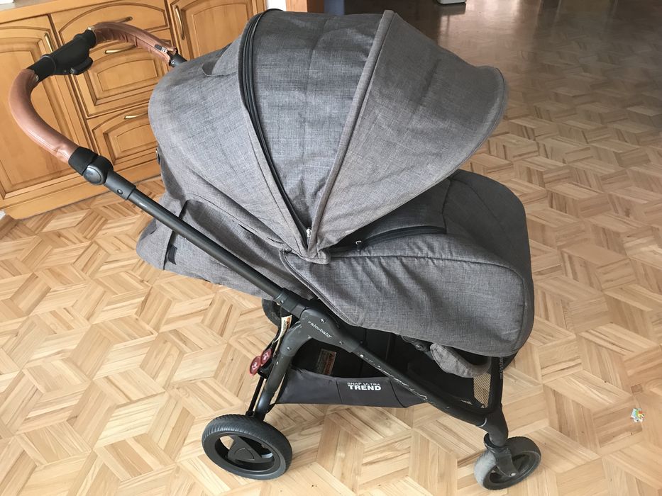 Wózek spacerowy Valco Baby Snap 4 ultra trend tailor charcoal