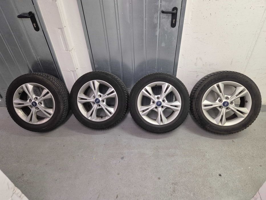 Oryginalne koła zimowe FORD 16" opony Dunlop Winter Sport 5 | Stan BDB