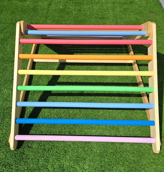 Triângulo de Pikler com rampa