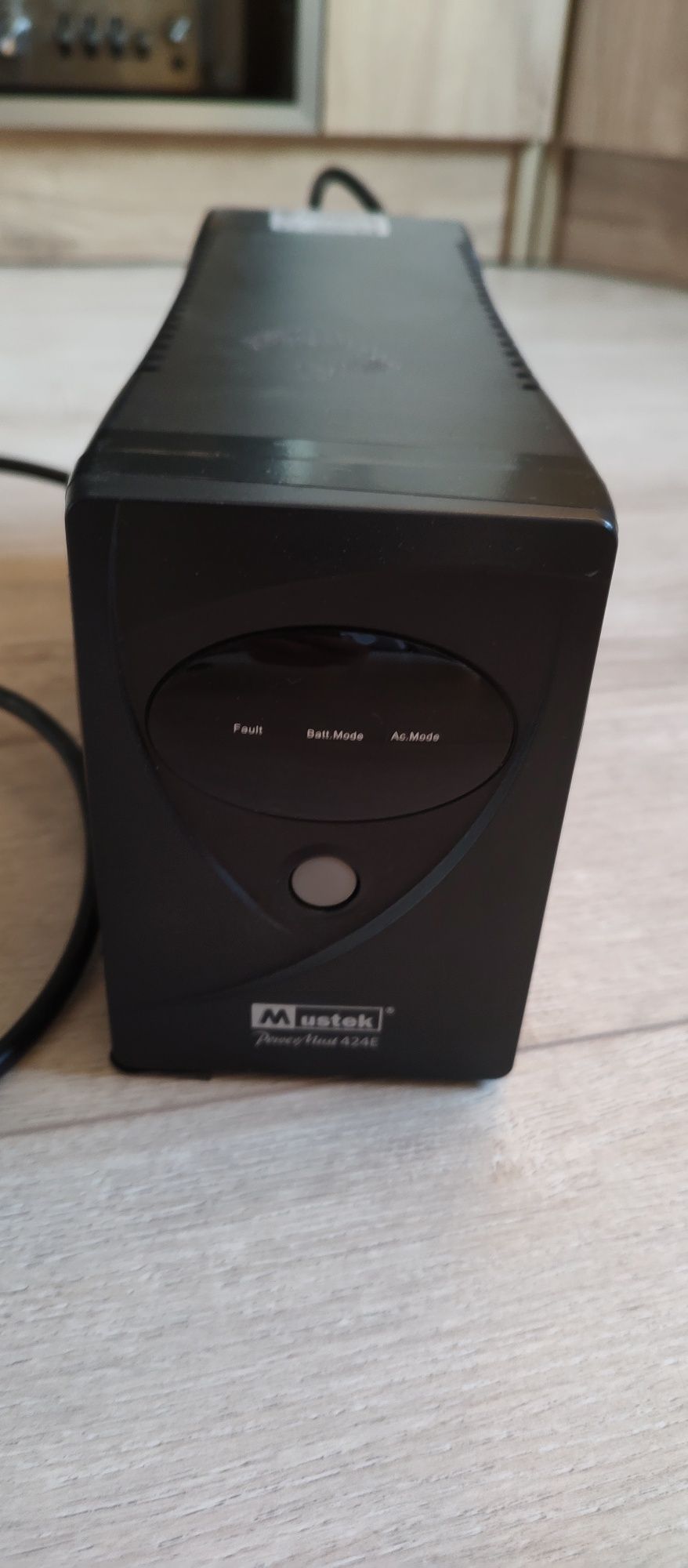UPS zasilacz awaryjny Mustek PowerMust 424e 240W nowy akumulator