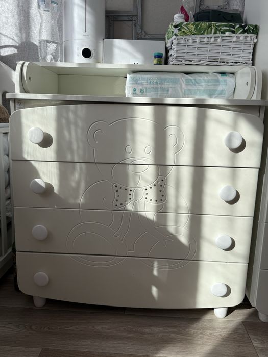 Комплект ліжечко, комод пеленатор, шафа, все фірма Верес