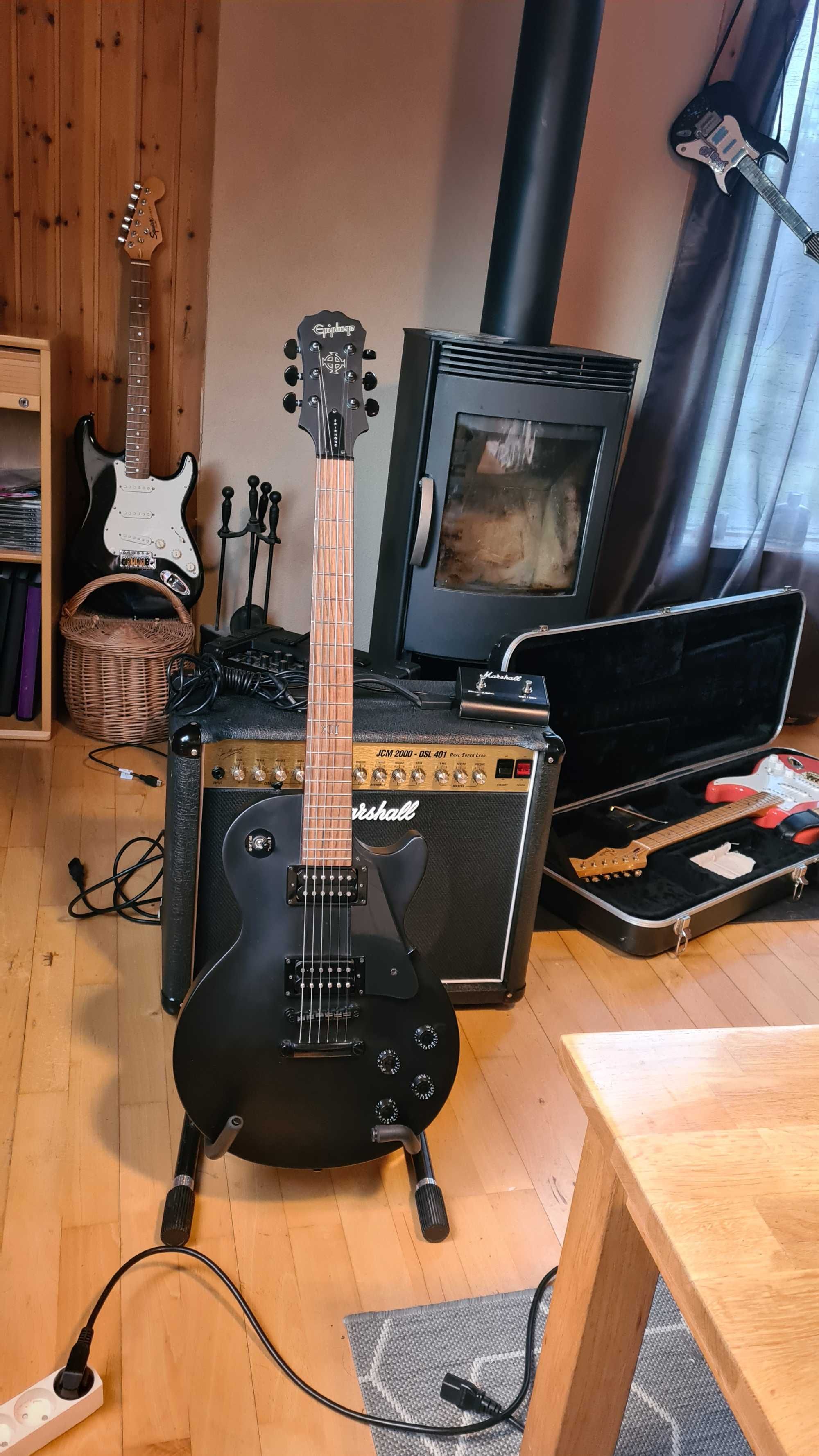 Gitara Epiphone Goth Les Poul Studio