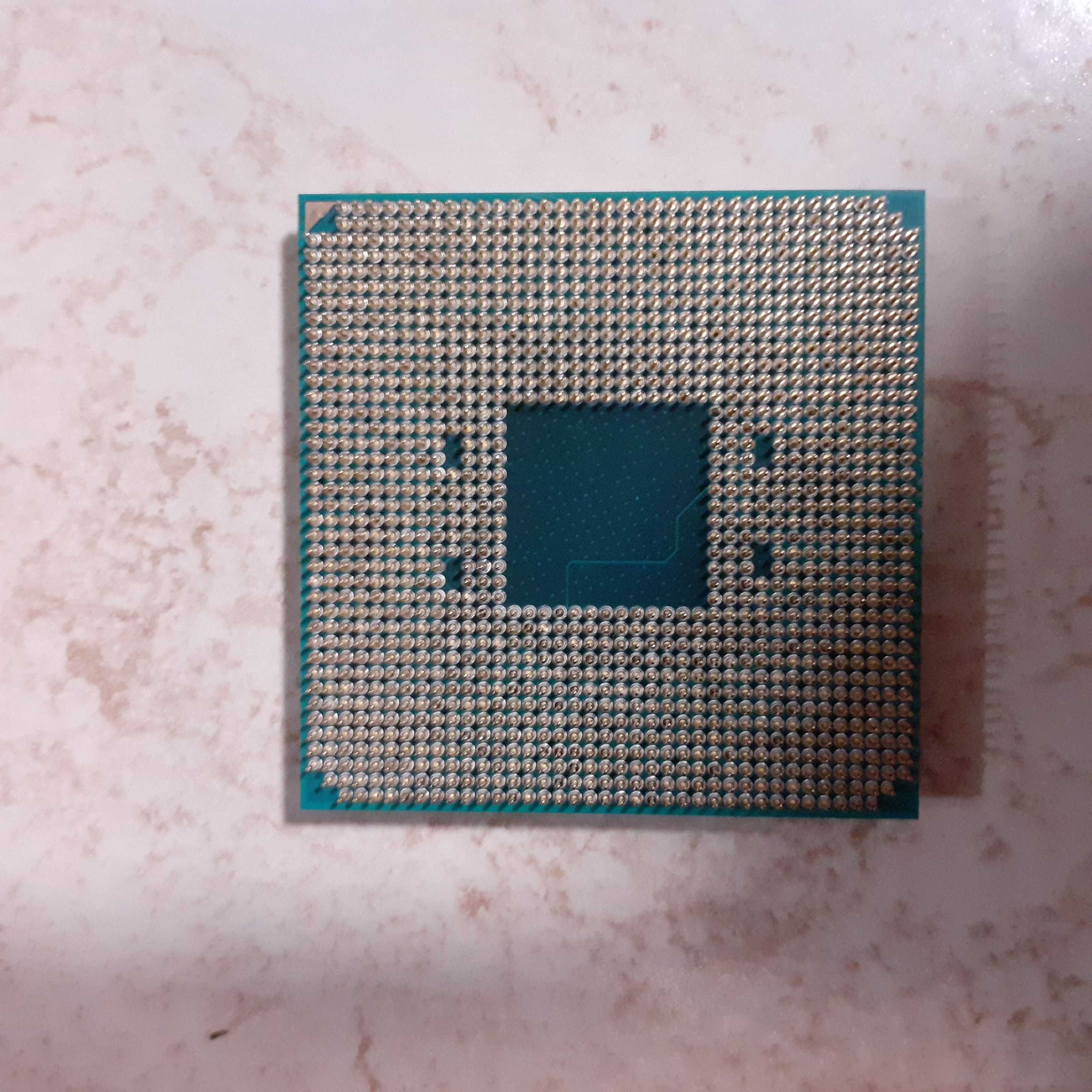 Procesor Athlon x4 950 z chłodzeniem(2.3.25)