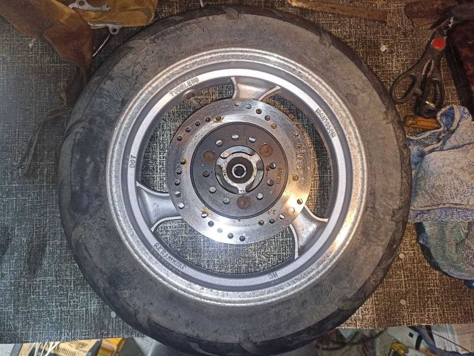 Колесо на скутер R12(12 радиус)