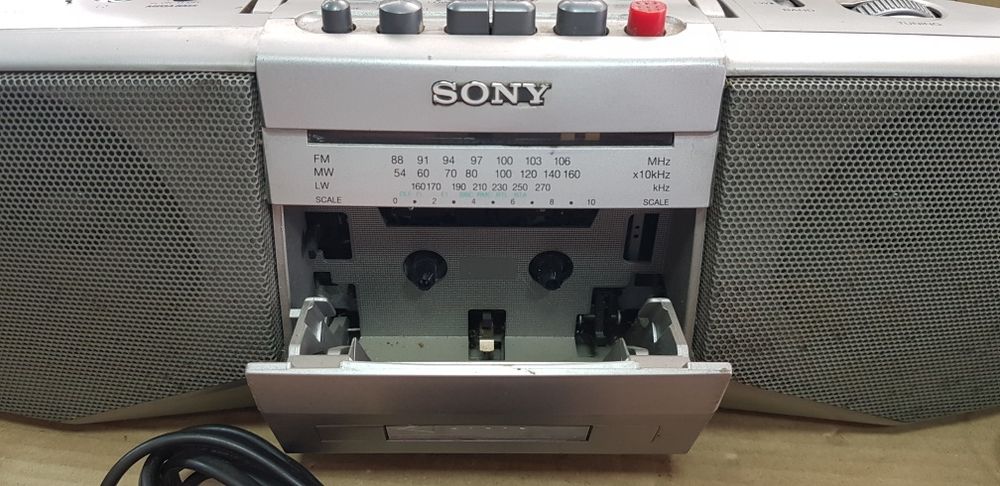 Радиомагнитофон Sony CFS-B21L