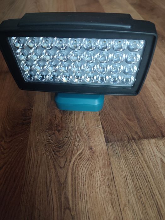Lampa LED Makita 18v