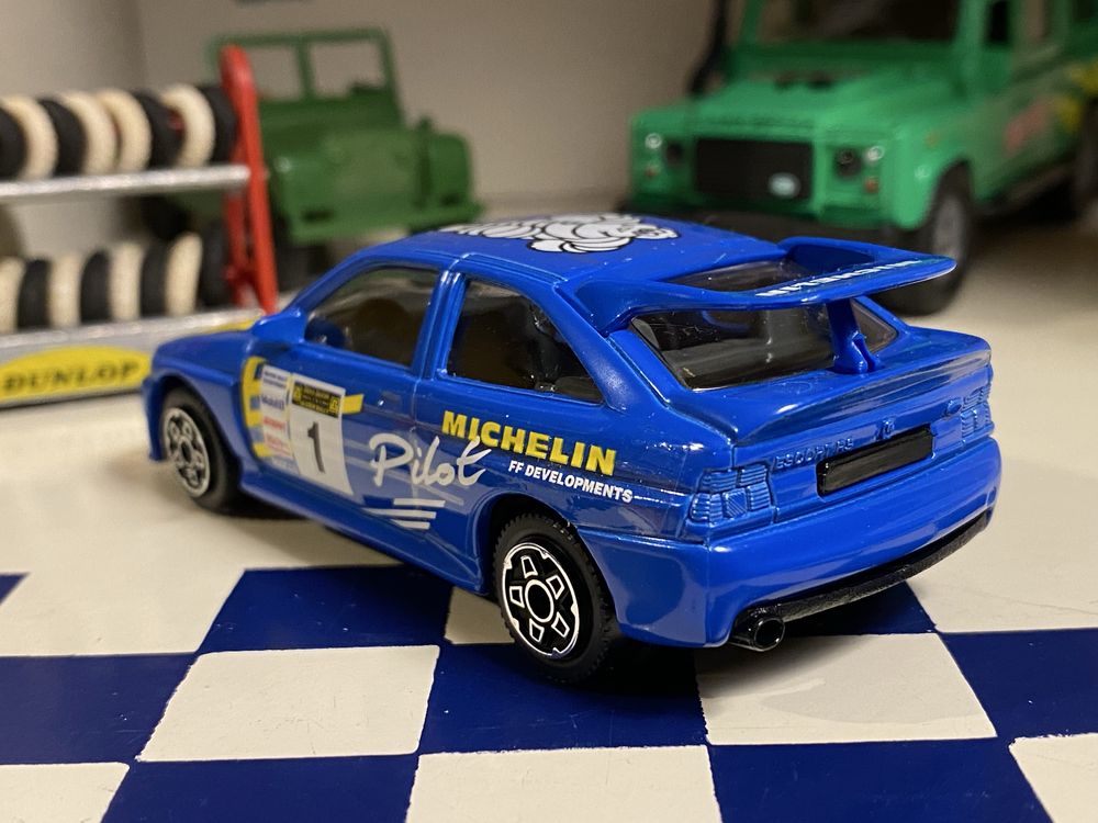 Ford Escort Rally 4x4 Burago 1/43