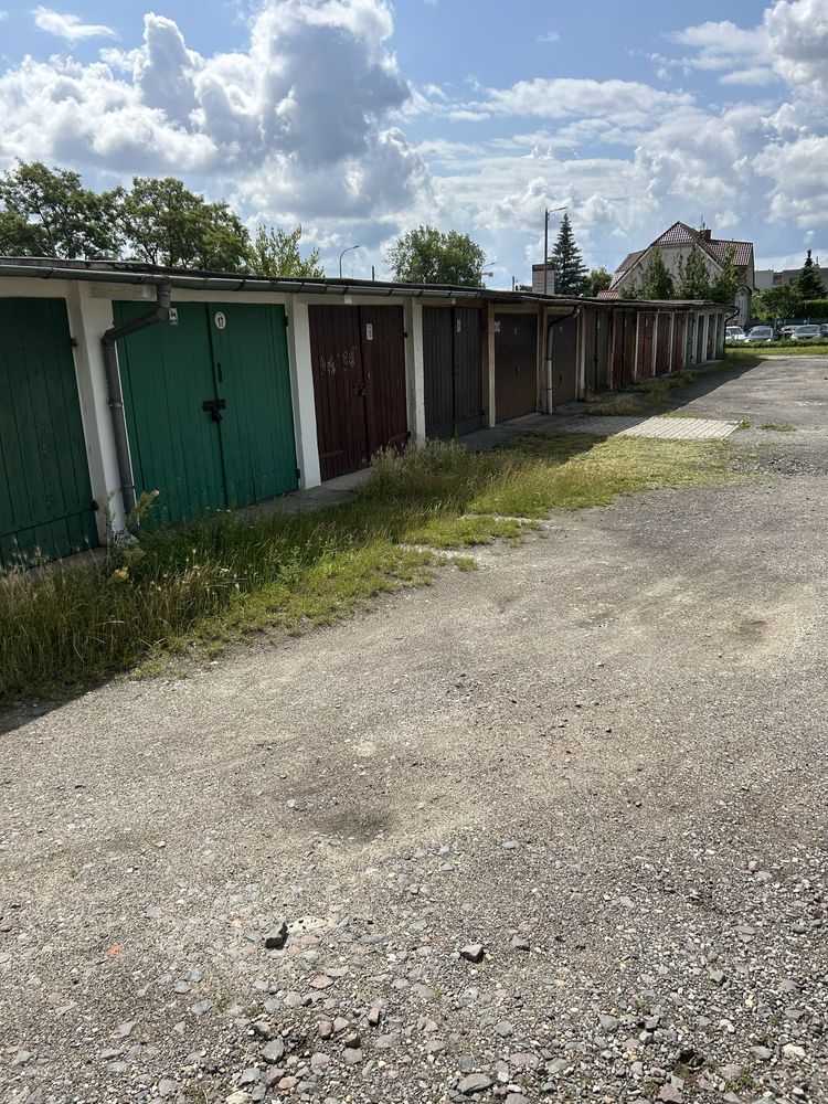 Garaż w Opolu ul Wojska Polskiego