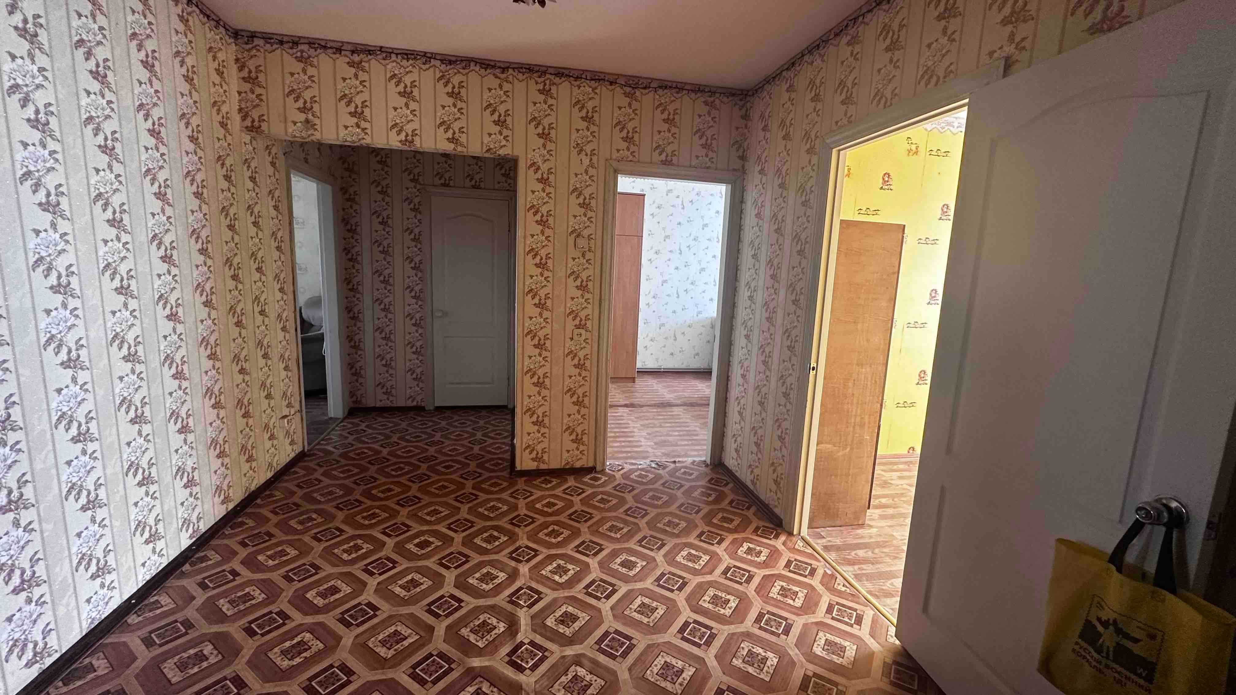 3х   кімнатна  квартира з  індивідуальним    опаленням