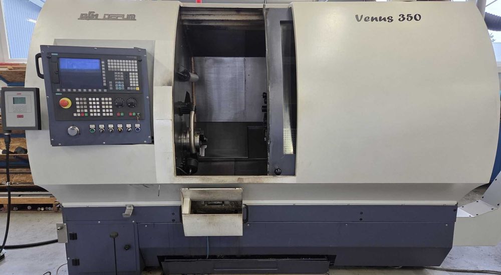 Tokarka AFM VENUS 350 z automatycznym podajnikiem prętów.
