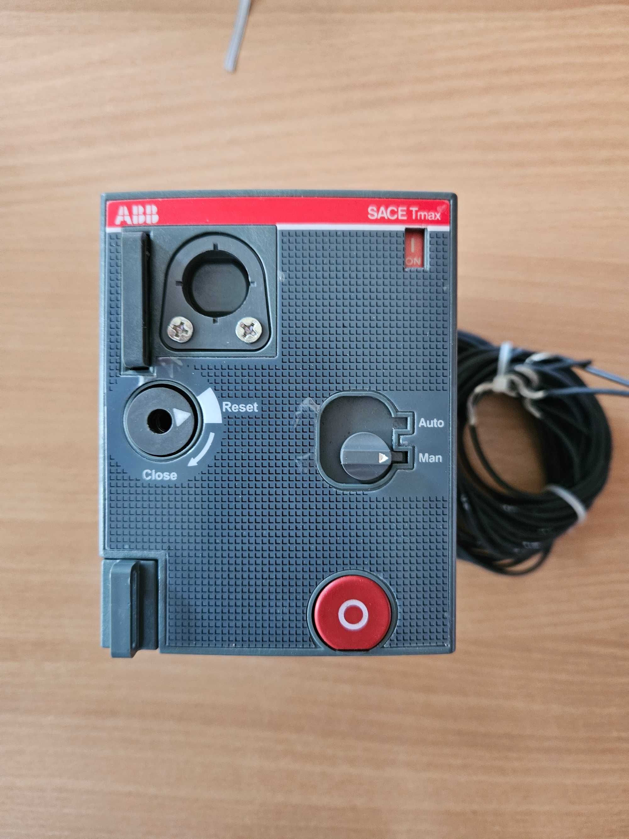 Napęd silnikowy ABB MOD XT1-XT3 220...250V ac/dc 1SDA066460R1