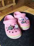 Sprzedam crocsy C12 pusheen