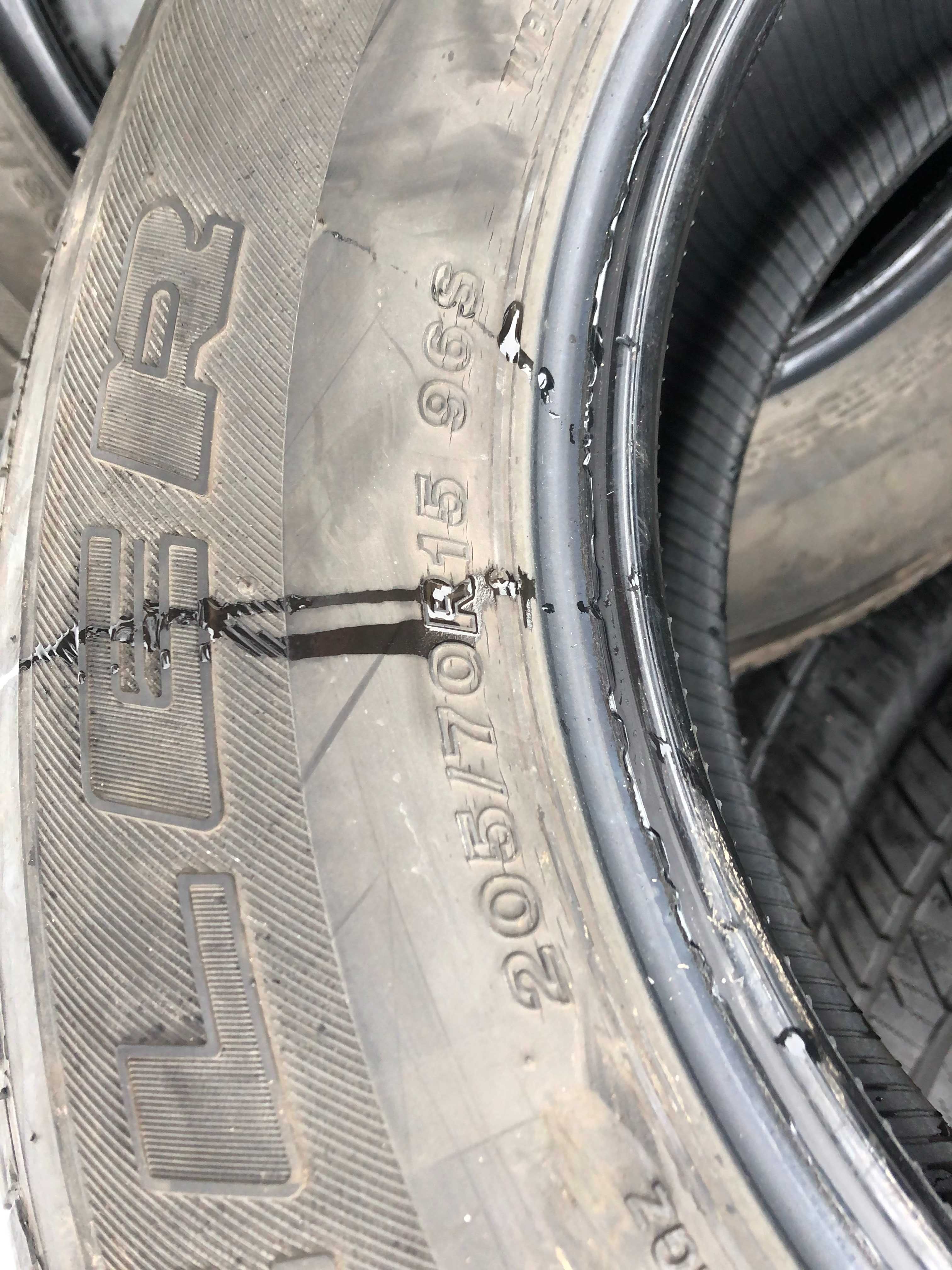 Шини BRIDGESTONE 205/70 R15 96S, Dueler H/T, всесезонна резина