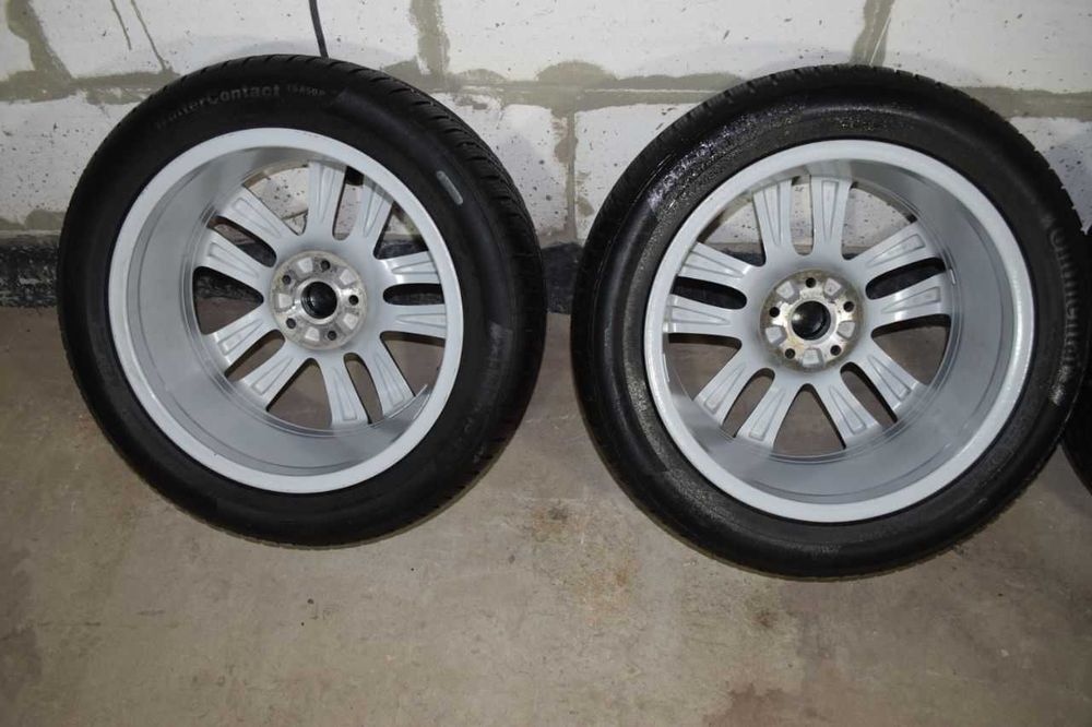 Комплект Зима Колеса 4шт 18" VW 5N0601025H Continental 235/50 R18H 97H