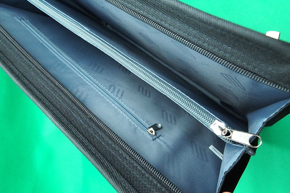 AKTÓWKA na laptop dokumenty TECZKA na RAMIĘ  torba NOWA