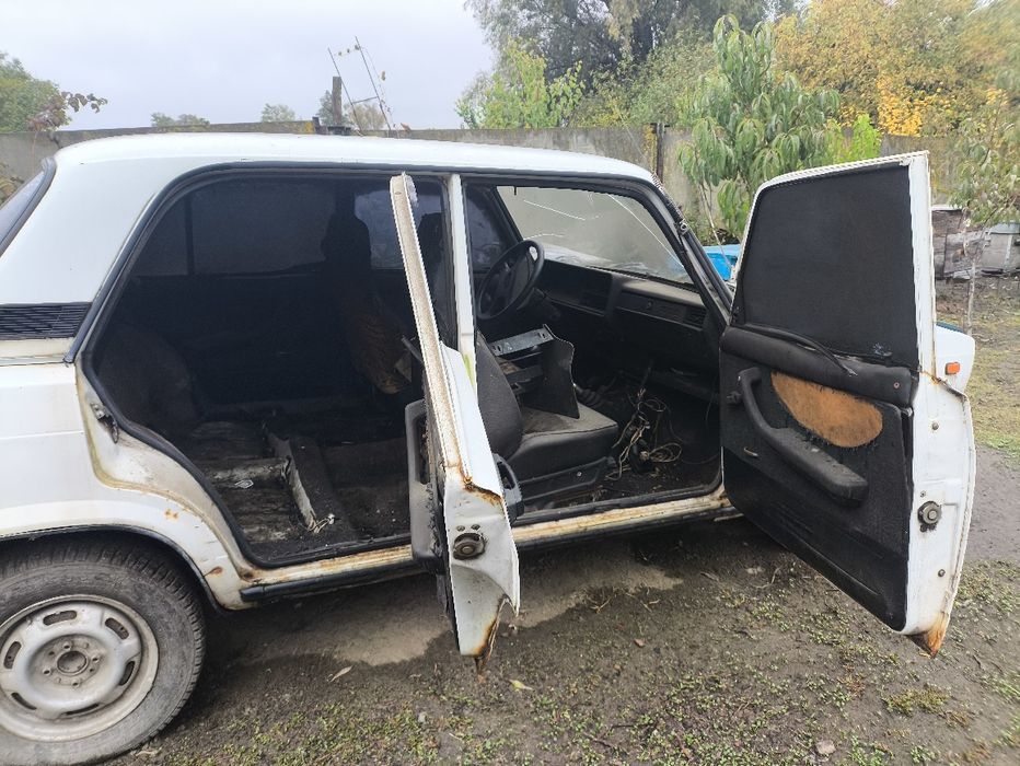 Продаю Жигулі 2107